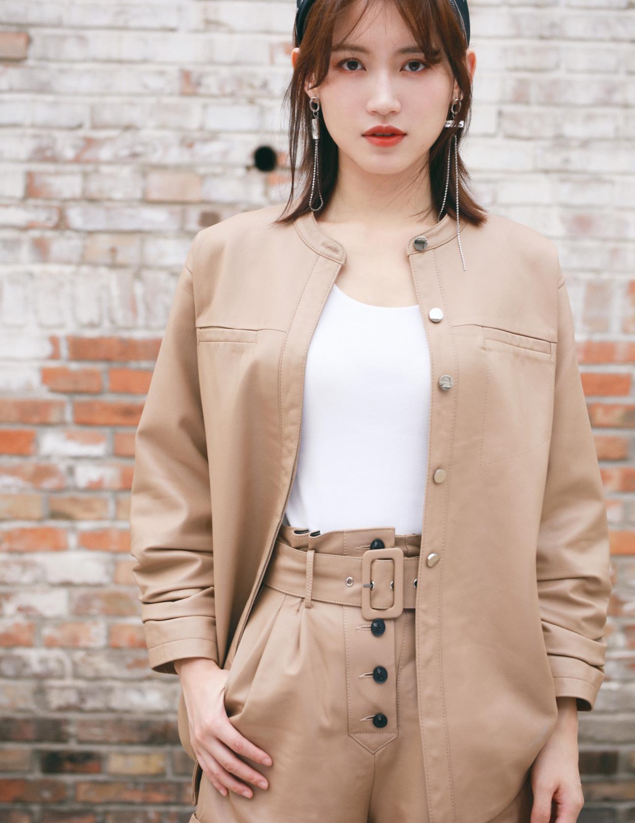 苏青写真,精致干练,时尚俏丽