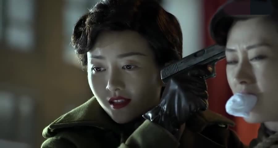 汪曼春:我想知道你怎么活过来的,明台:你下来我告诉你!