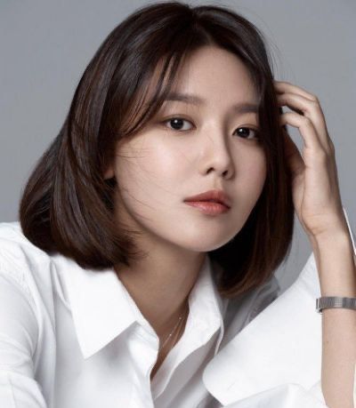 名人诞辰:韩国女艺人一一秀英(少女时代)_高清图集_新浪网