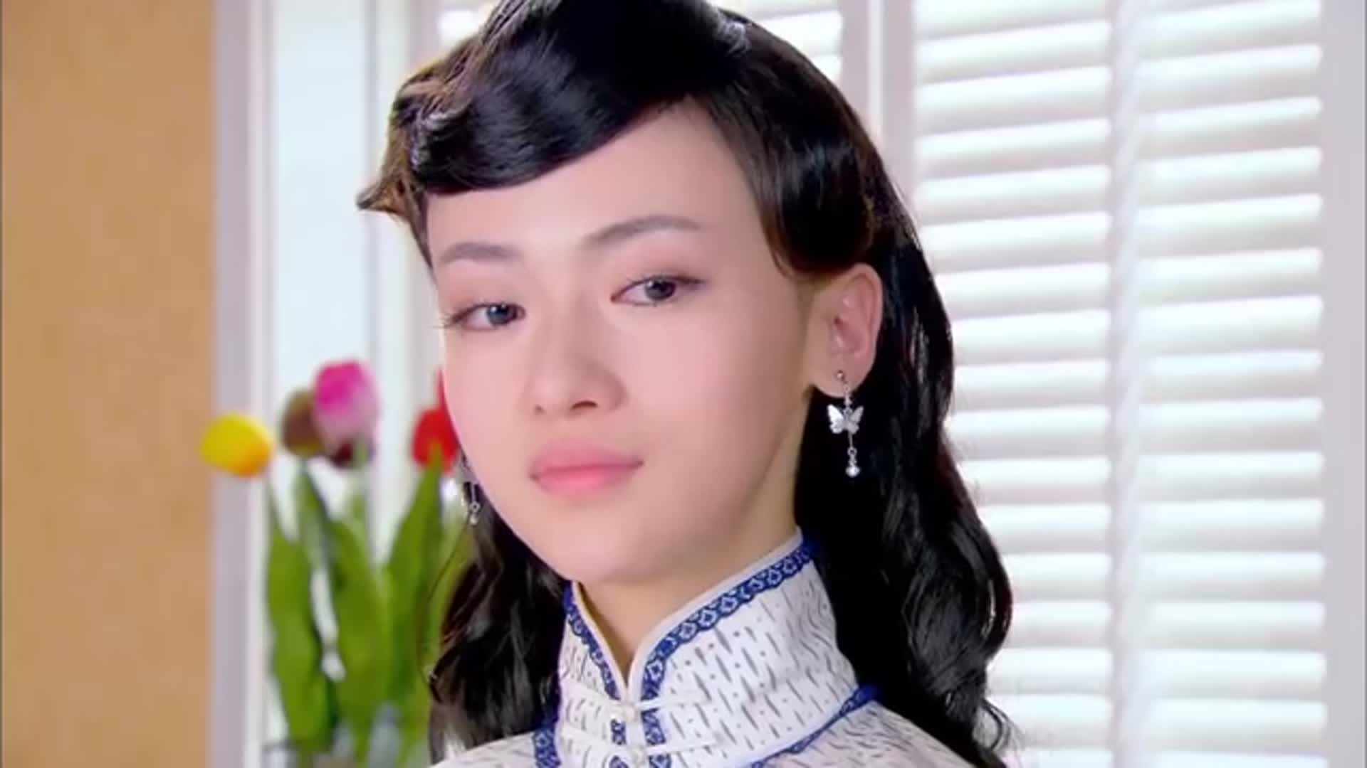 烽火佳人:红羽支持若欢和绍峰在一起,并说教她穿衣打扮