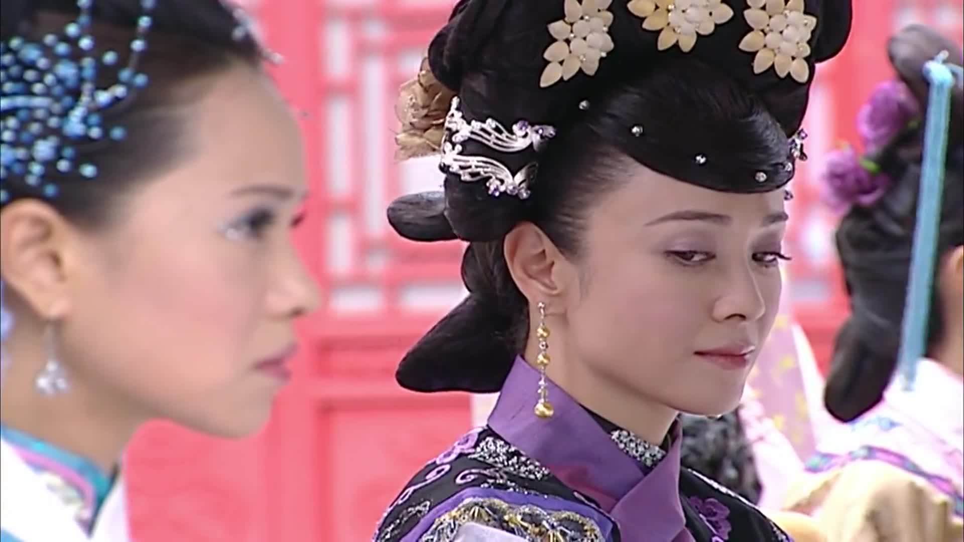 大清后宫祥嫔对着戏台发呆被全妃看出端倪这下有了把柄