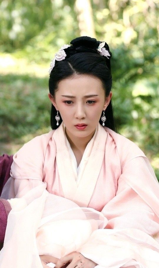 张墨锡美照,慵懒随性的气息,俏皮又可爱!