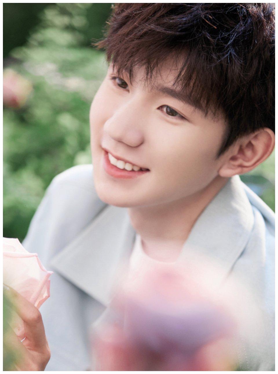 王源盐与甜随意转换 随时到达颜值高峰