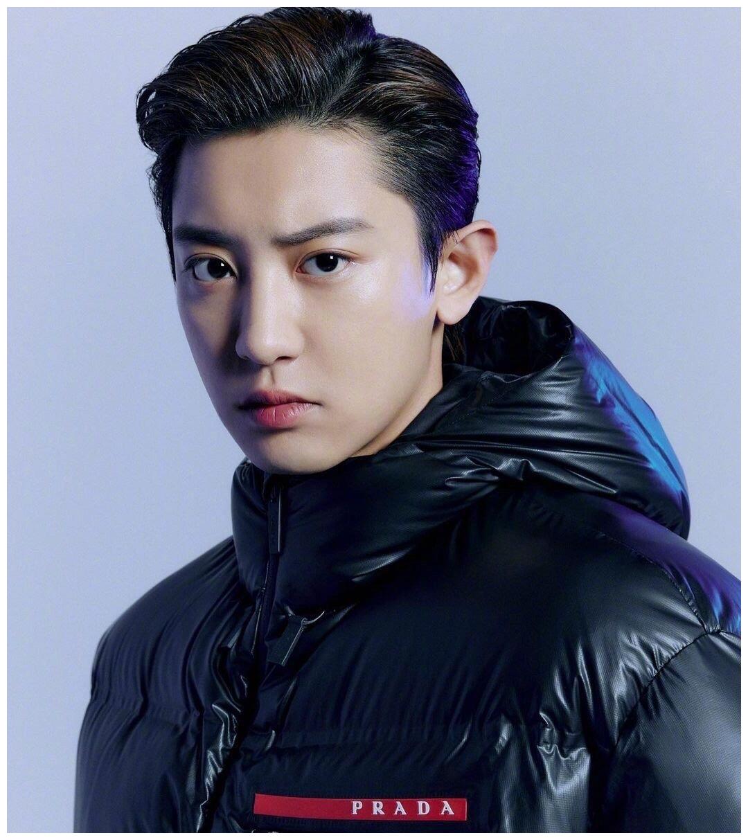prada品牌大使「朴灿烈」演绎的lines rossa系列大片