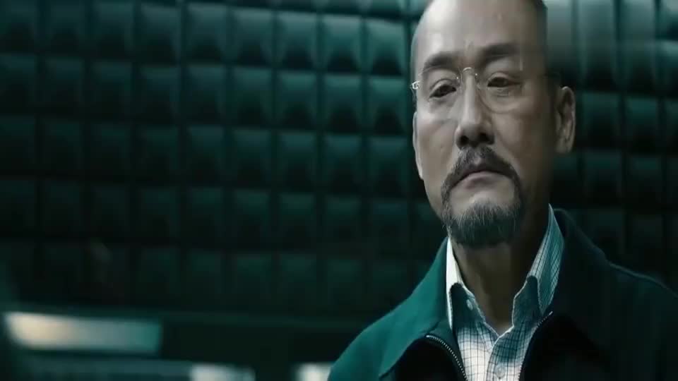 寒战2梁家辉搭档彭于晏紧张刺激超烧脑真的超级精彩