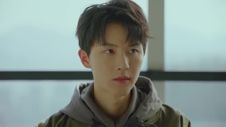 别跟姐姐撒野杨泽气质超赞光洁白皙的脸庞令人怦然心动