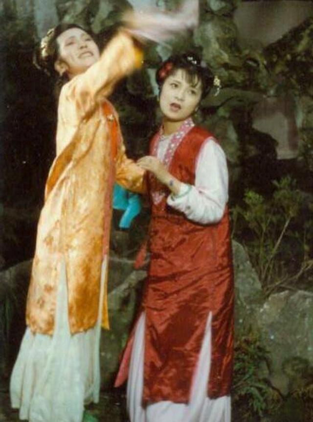 她是红楼梦里最坏的通房丫头和主子争宠心肠歹毒坏到极致