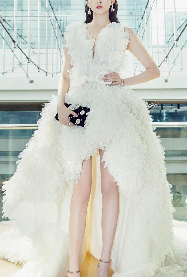 女神关晓彤:第6543期高清时尚美图欣赏!