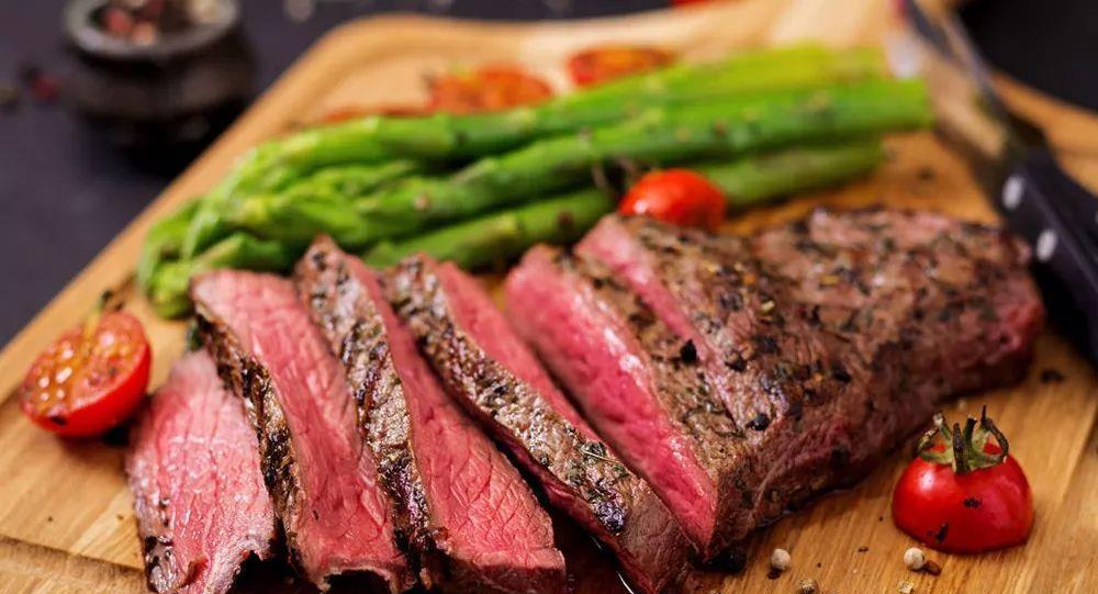 为什么牛排可以五分熟，吃猪肉却必须全熟？