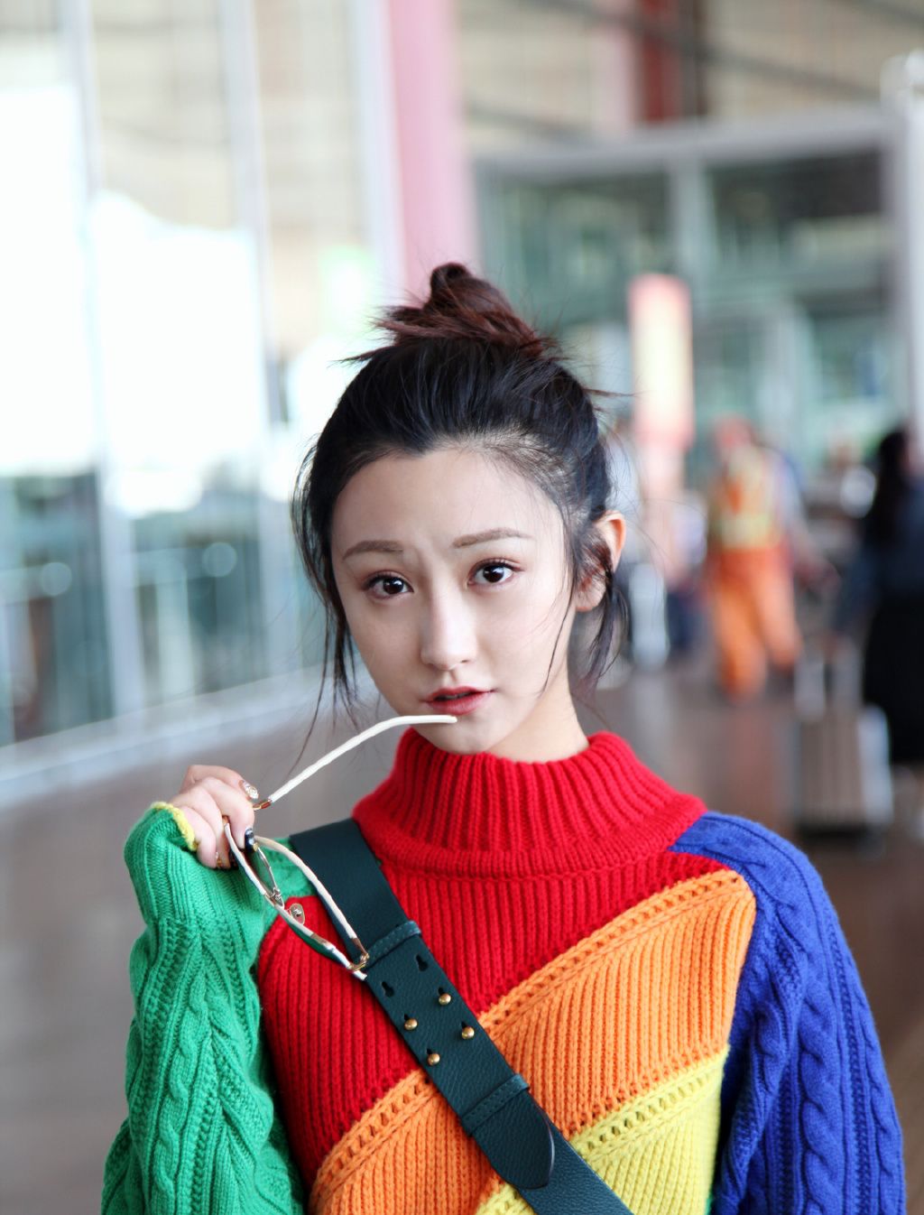 稚嫩甜美的朱圣祎,清澈甜美,冰清玉洁,可谓人如其名!