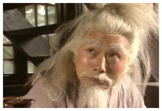 演过"周伯通"的5个人,只有图5真正在演周伯通,别人都在模仿