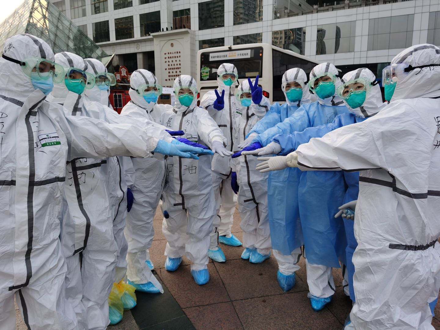 疫情爆发以来,感动中国十大人物,向你们致以最崇高的敬意