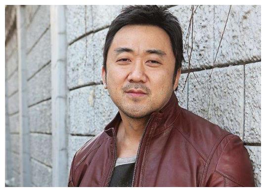 韩国"拳拳暴击男人",年轻时神似彭于晏,现将迎娶最美体育老师|马东锡