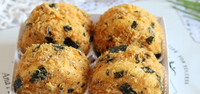 晒晒我跟儿子做的肉松小贝咸香松软又爆浆好吃蛋糕店25一斤