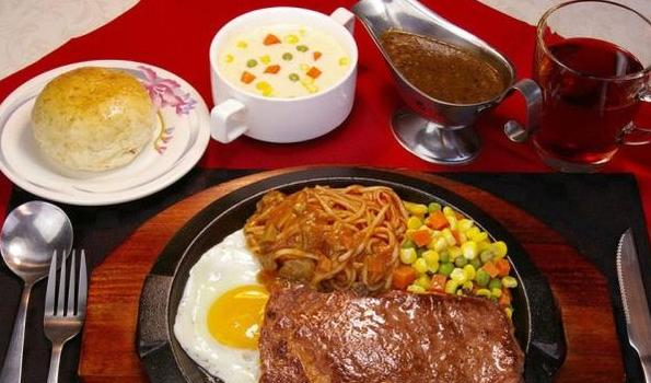 吃西餐时，服务员总会先上一份面包，其中暗示的行为，你知道吗？休闲区蓝鸢梦想 - Www.slyday.coM