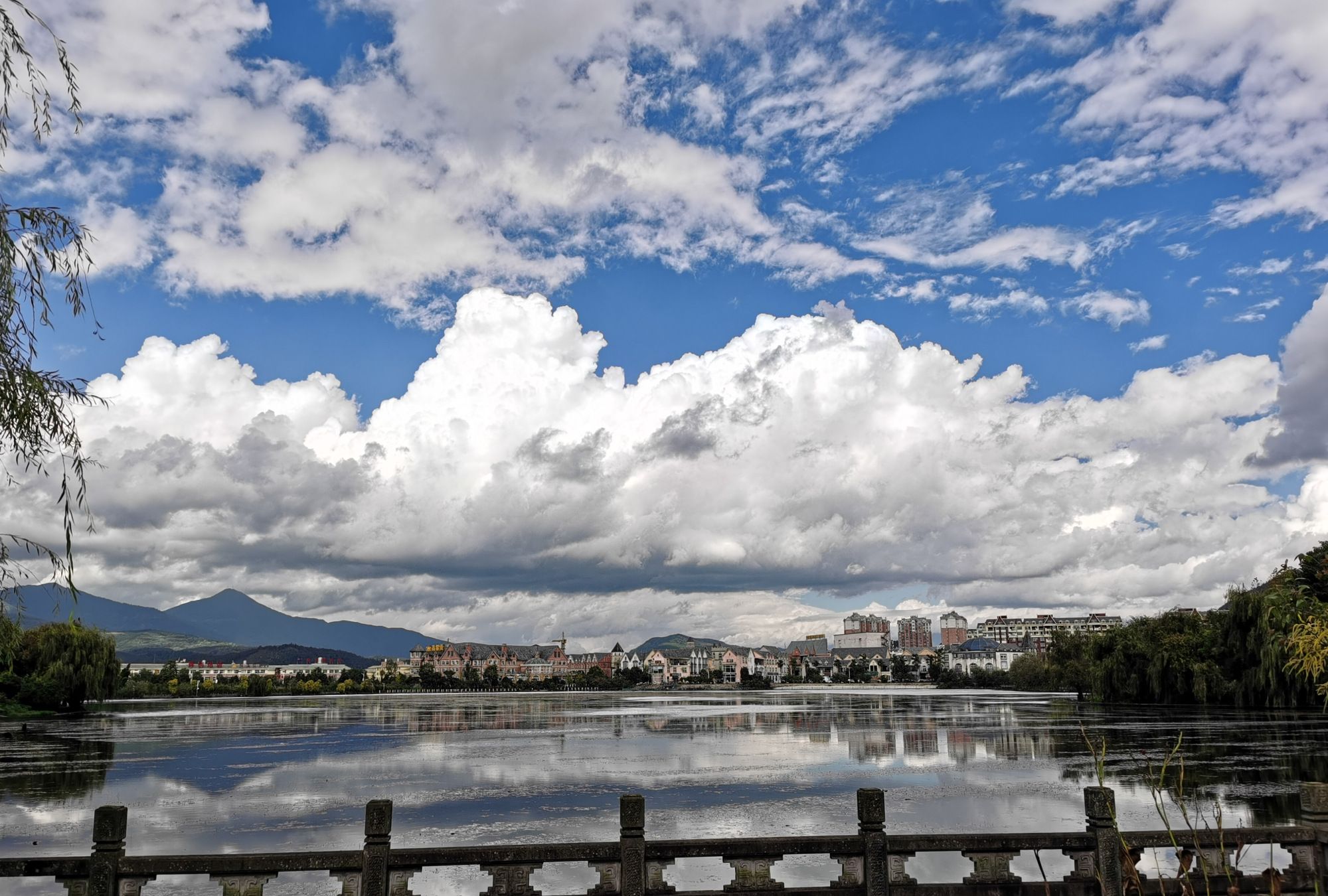 腾冲的天空之镜,美的定格了时间