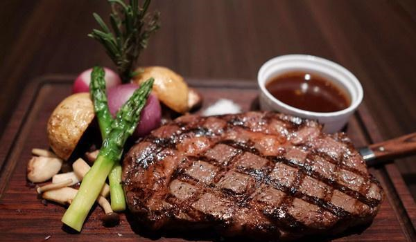 西餐的十大礼仪:让你立马变绅士!|西餐|叉子|礼仪_新浪新闻