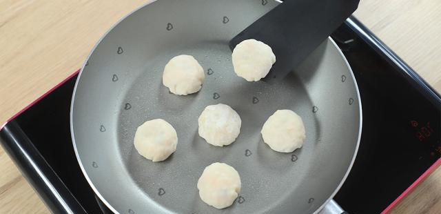 让宝宝说话早,吃饭香的咀嚼能力,再不训练就迟了!休闲区蓝鸢梦想 - Www.slyday.coM 让宝宝说话早,吃饭香的咀嚼能力,再不训练就迟了!休闲区蓝鸢梦想 - Www.slyday.coM