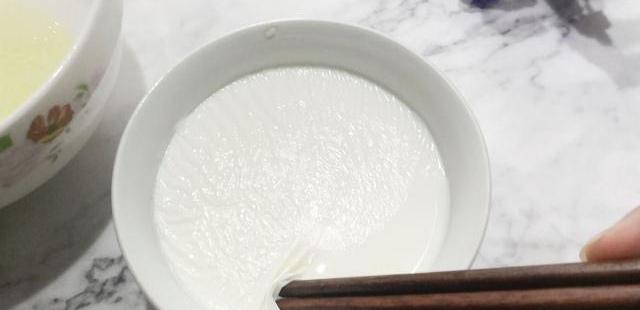 双皮奶最简单的做法,入口即化,奶香浓郁,学会在家也能做|双皮奶|奶皮