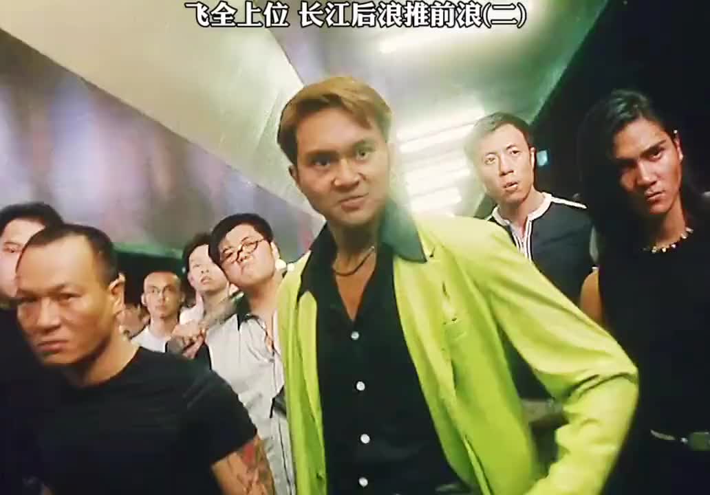 陈浩南之后再无古惑仔,现在的黑帮打架,都像闹着玩似的.