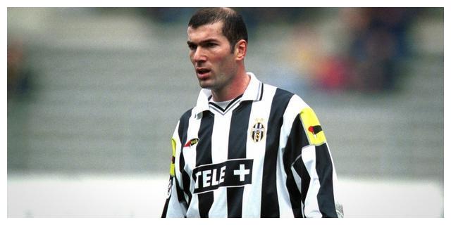 曝尤文渴望挖齐达内执教c罗,皇马终身合同留11冠功臣