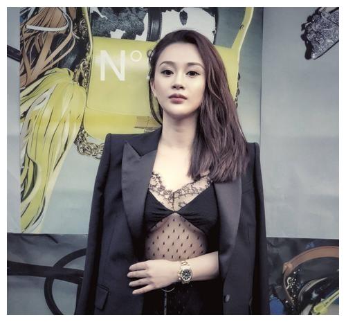 隐瞒妻子出轨养小三7年,后夫妻联手送小三入狱,全都是套路!