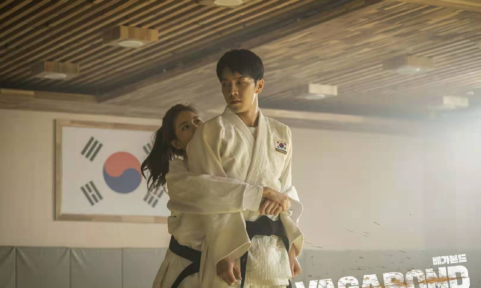 裴秀智,李晟基《浪客行》,双人跆拳道散发粉红浪漫气息!