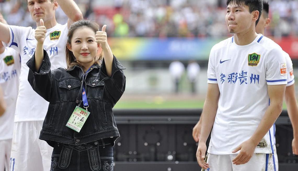 文筱婷毕业于英国the creative of art大学服装设计专