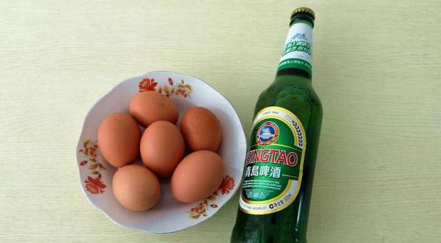 1瓶啤酒,6个鸡蛋,农村婆婆这样做,吃着比大鱼大肉都香,超下饭|婆婆