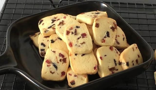 教你在家自制蔓越莓饼干,酸甜开胃又营养,给孩子当小零食很不错休闲区蓝鸢梦想 - Www.slyday.coM 教你在家自制蔓越莓饼干,酸甜开胃又营养,给孩子当小零食很不错休闲区蓝鸢梦想 - Www.slyday.coM