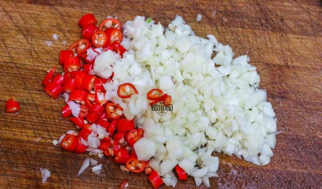 这个菜真不错,只要蒸一蒸,6分钟就上桌,女人都爱吃!休闲区蓝鸢梦想 - Www.slyday.coM 这个菜真不错,只要蒸一蒸,6分钟就上桌,女人都爱吃!休闲区蓝鸢梦想 - Www.slyday.coM