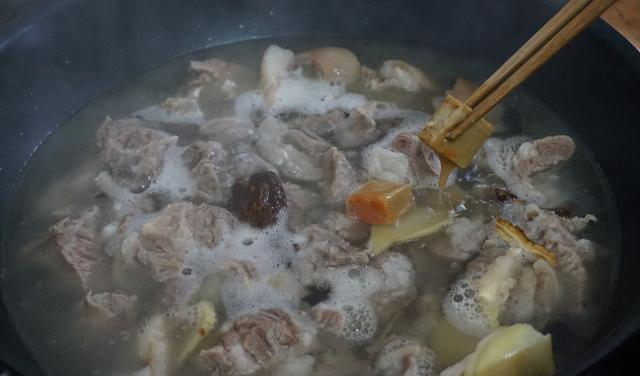 羊肉的这种做法，好多人都没有试过，这样做没有膻味，越吃越香休闲区蓝鸢梦想 - Www.slyday.coM