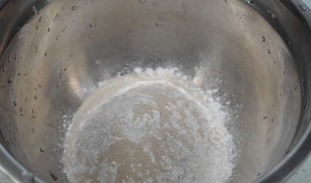 1根香蕉2两面粉做这饼,无油无糖更健康,当早餐当零食孩子吃不腻休闲区蓝鸢梦想 - Www.slyday.coM 1根香蕉2两面粉做这饼,无油无糖更健康,当早餐当零食孩子吃不腻休闲区蓝鸢梦想 - Www.slyday.coM