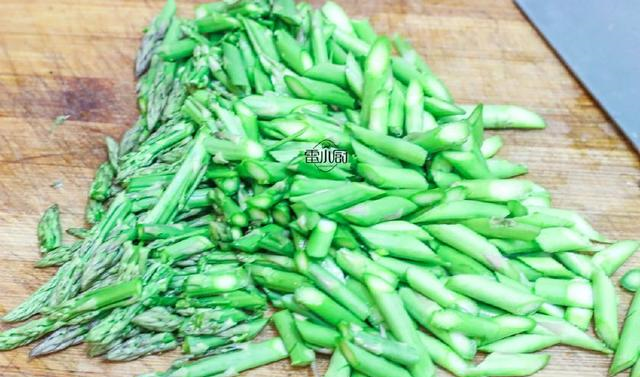 这个菜9块钱一斤,家家户户吃得起,人人都需要,燃烧脂肪它最强休闲区蓝鸢梦想 - Www.slyday.coM 这个菜9块钱一斤,家家户户吃得起,人人都需要,燃烧脂肪它最强休闲区蓝鸢梦想 - Www.slyday.coM