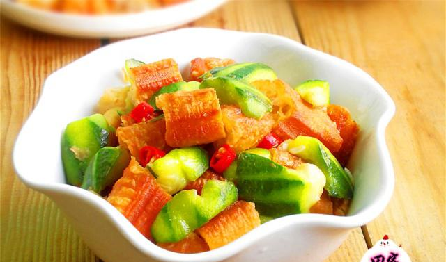 油条的新吃法,健康美味又下饭,大人小孩都喜欢,做法超简单!