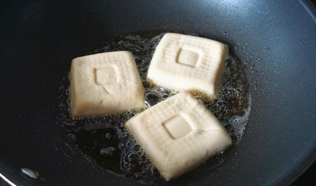 茄子这样炒，鲜香美味，连<a href=