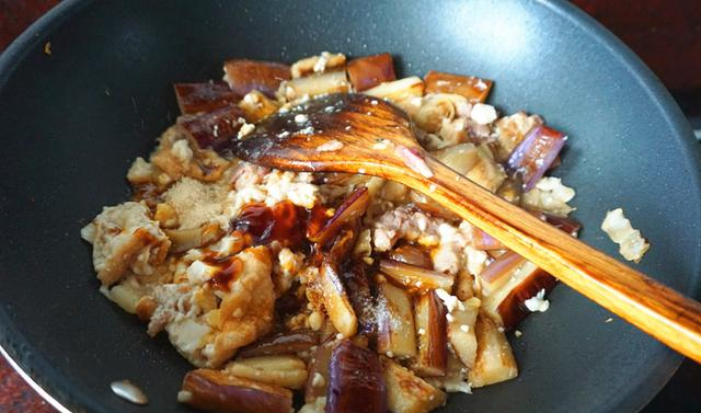 茄子这样炒，鲜香美味，连<a href=