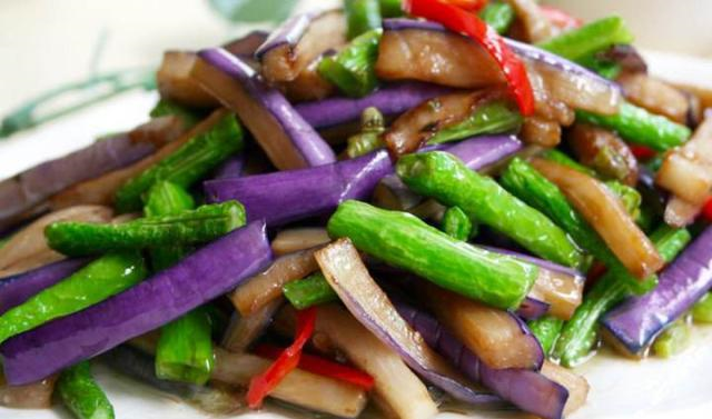 清炒茄子太油腻大厨教你多加这一步好吃不油腻还下饭