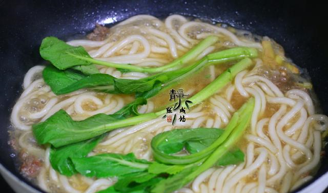 减脂期可以吃红薯粉或者土豆粉吗 64bb-4bcafec737d0d60967161f8b7a248906.png