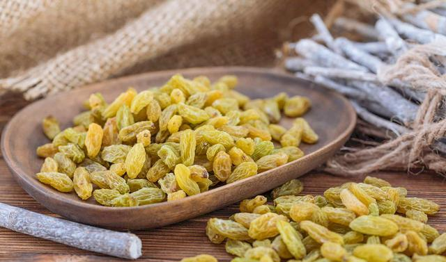 每天坚持吃葡萄干对身体有哪些好处看完长知识了