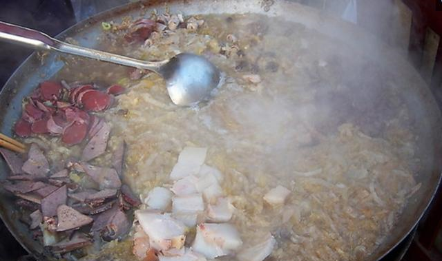 东北菜量到底有多大？南方人：装菜都用洗脸盆子休闲区蓝鸢梦想 - Www.slyday.coM