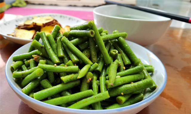 在朋友圈晒老公的厨艺,引发朋友夫妻俩吵架,到底我做错了什么?休闲区蓝鸢梦想 - Www.slyday.coM 在朋友圈晒老公的厨艺,引发朋友夫妻俩吵架,到底我做错了什么?休闲区蓝鸢梦想 - Www.slyday.coM