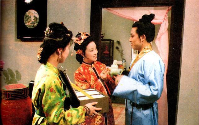 红楼梦:风光无限的王熙凤,一生有三大难以承受的哀伤|凤姐|贾琏|荣