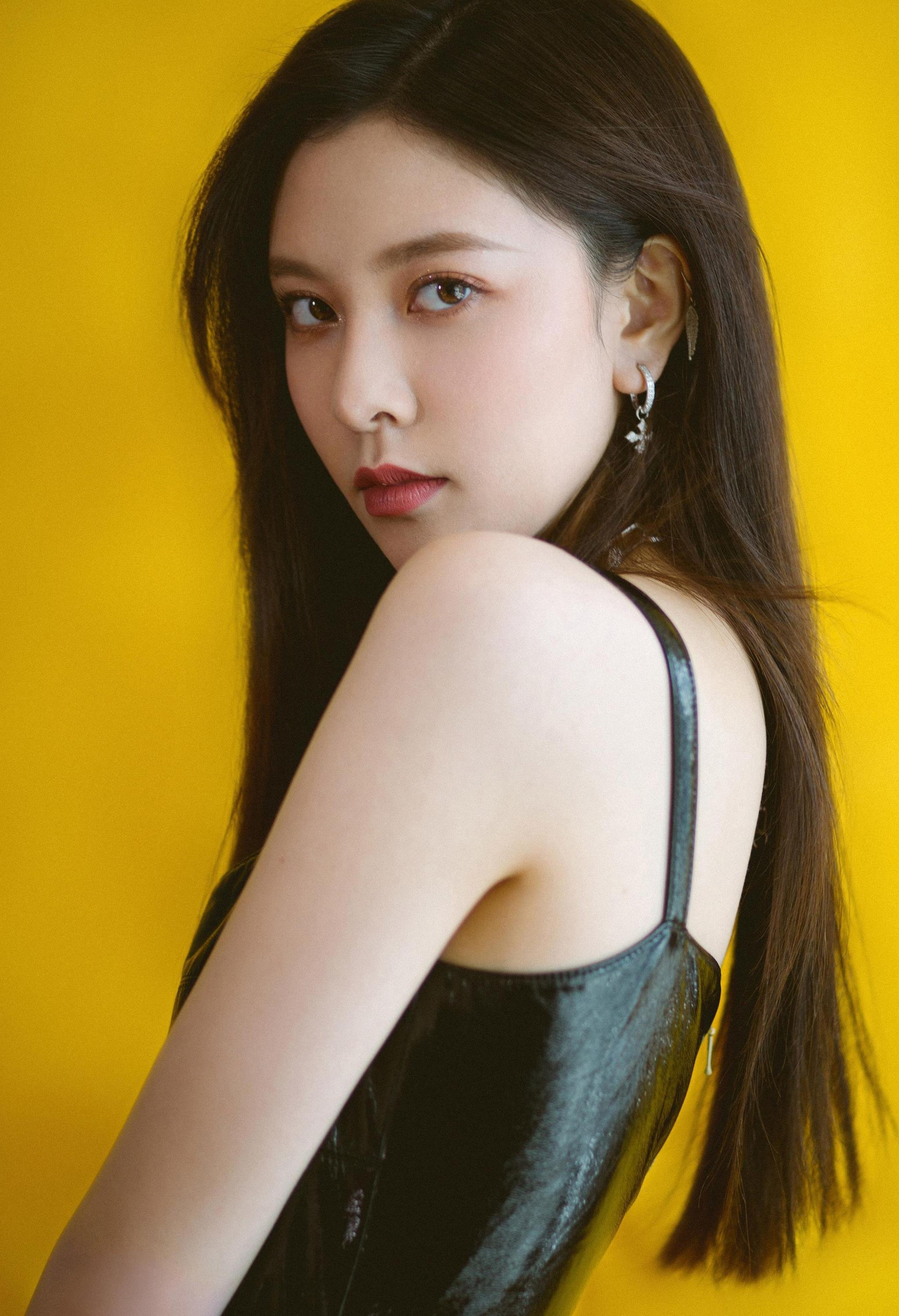 超美宋妍霏:第4031期时尚潮流穿搭欣赏