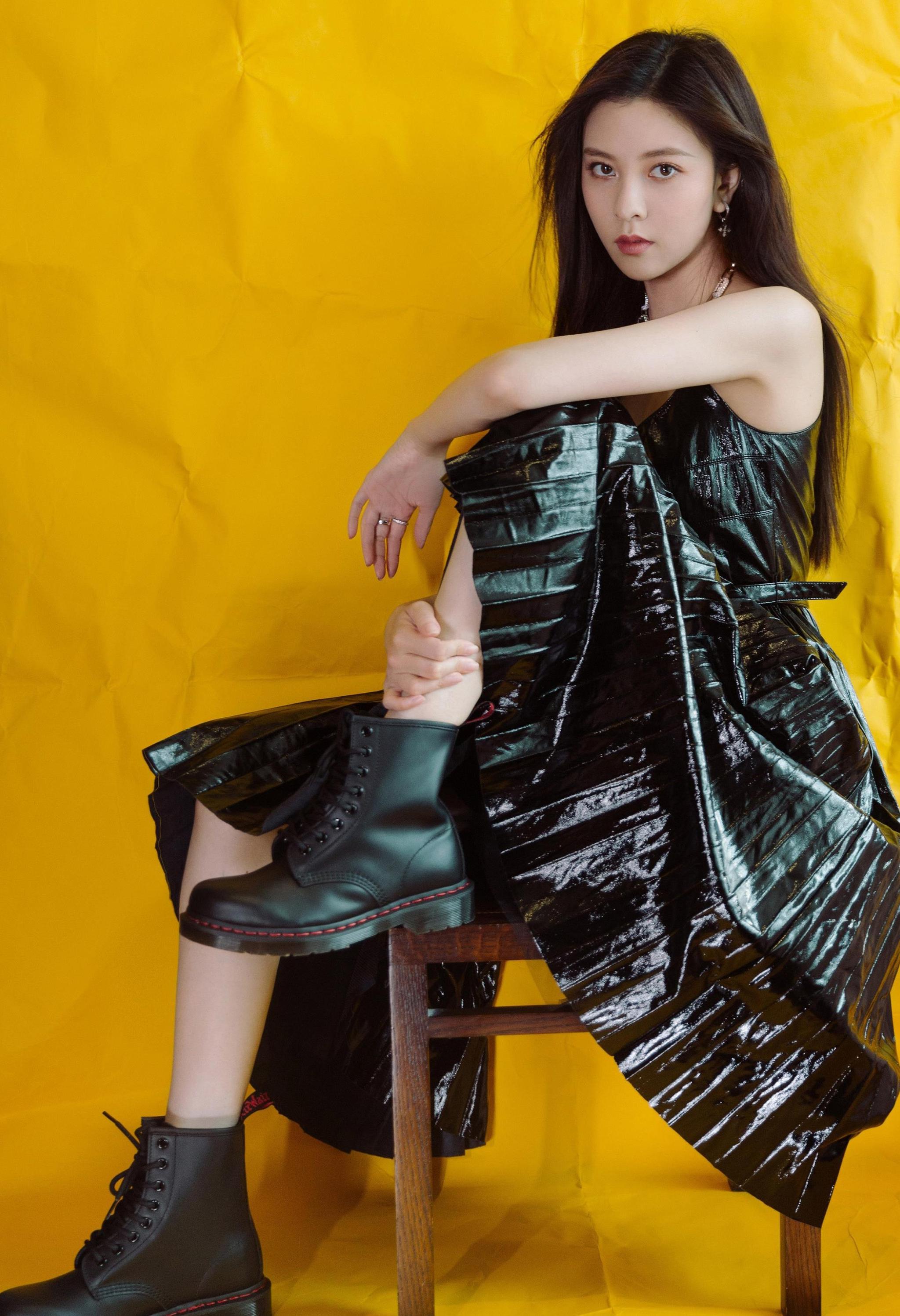 超美宋妍霏:第4031期时尚潮流穿搭欣赏