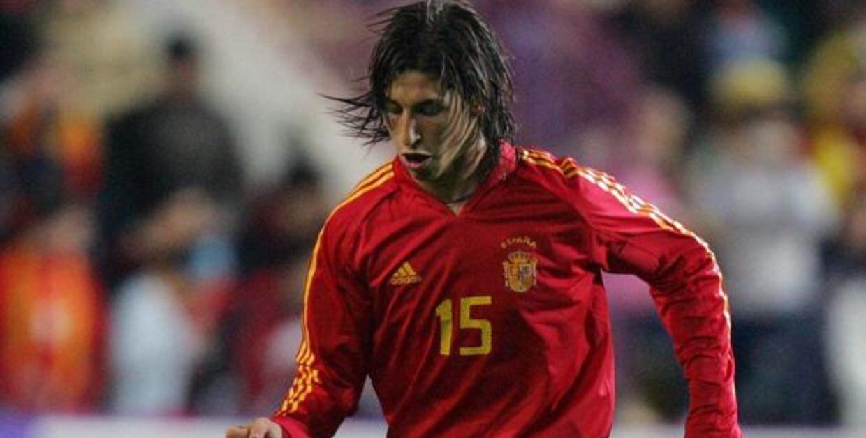 14年,168场比赛,2座欧洲杯 1座世界杯,致敬西班牙队长拉莫斯_高清图集