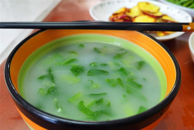 在朋友圈晒老公的厨艺,引发朋友夫妻俩吵架,到底我做错了什么?休闲区蓝鸢梦想 - Www.slyday.coM 在朋友圈晒老公的厨艺,引发朋友夫妻俩吵架,到底我做错了什么?休闲区蓝鸢梦想 - Www.slyday.coM