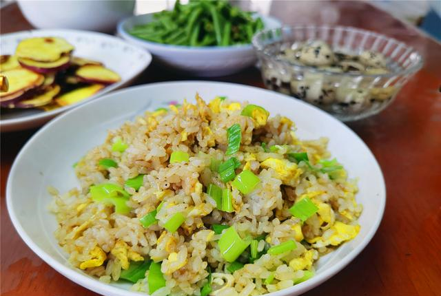 在朋友圈晒老公的厨艺,引发朋友夫妻俩吵架,到底我做错了什么?休闲区蓝鸢梦想 - Www.slyday.coM 在朋友圈晒老公的厨艺,引发朋友夫妻俩吵架,到底我做错了什么?休闲区蓝鸢梦想 - Www.slyday.coM