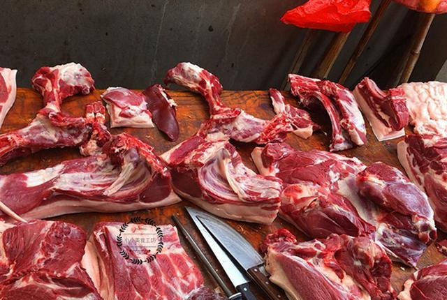 很可能被一些不良商贩趁机以次充好,把不新鲜的猪肉打包给你,这样就