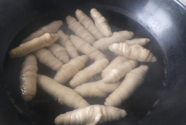 自己在家做面筋加水一拌一煮入口筋道弹牙比买的强多了